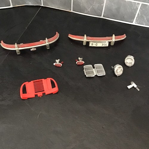 Ersatzteile für porsche - 1/18,